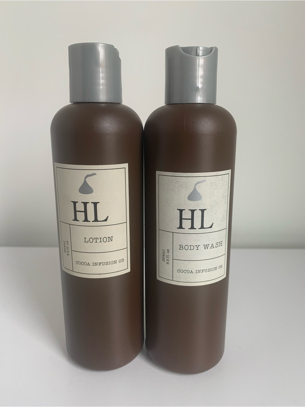 Hershey Spa Hotel Lodge Cocoa Infusion Chocolate lotion and body wash